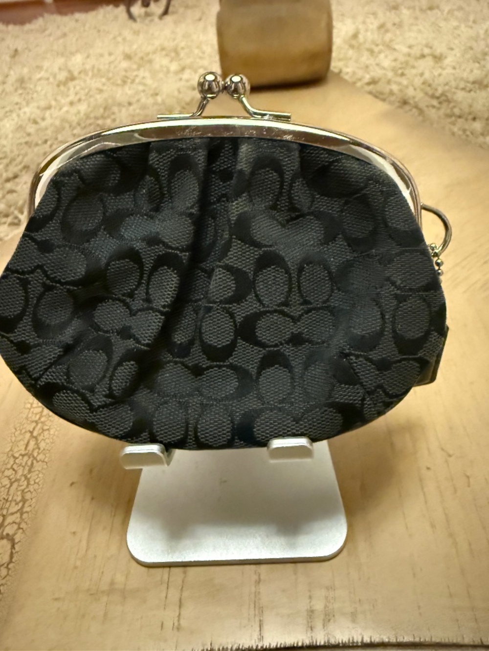 Coach Signature Black Jacquard Kiss Lock Coin Purse Wallet Hang Tag VTG Y2K